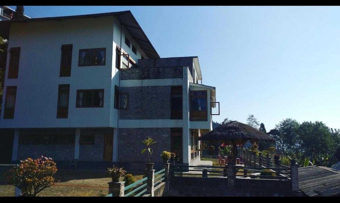 Martam Farmhouse Pelling Bagian luar foto